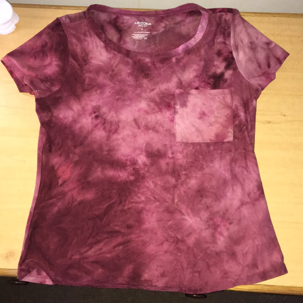 A plain red shirt